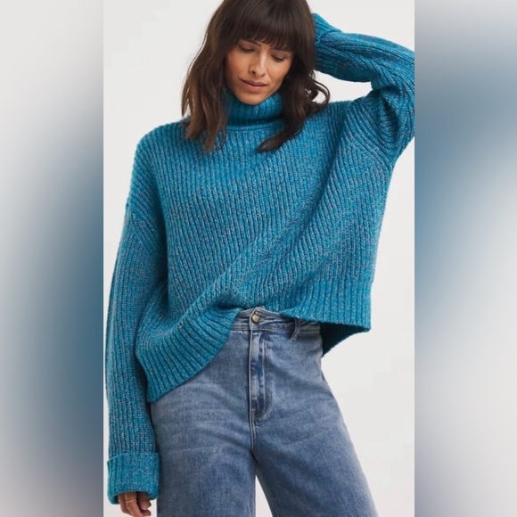 French Connection Sweaters - French Connection Teal Cowl Knit TurtleNeck Sweater 8
